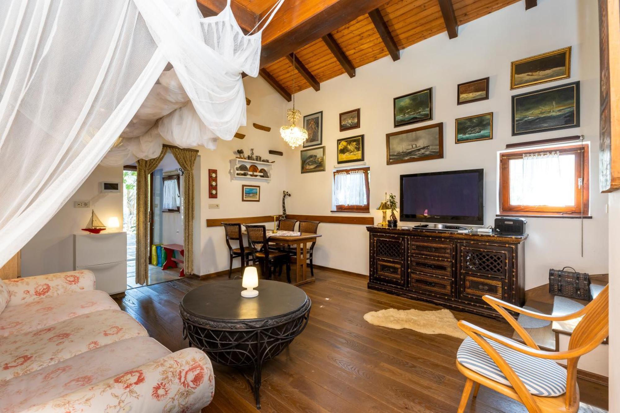 Stone House Retreat Holiday home